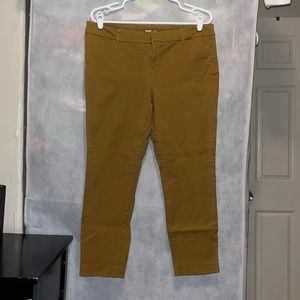 Old Navy pixie ankle khakis
